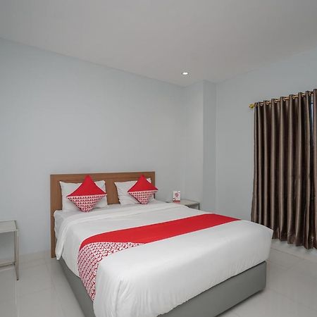 Oyo 616 Express Inn Palembang Exteriér fotografie