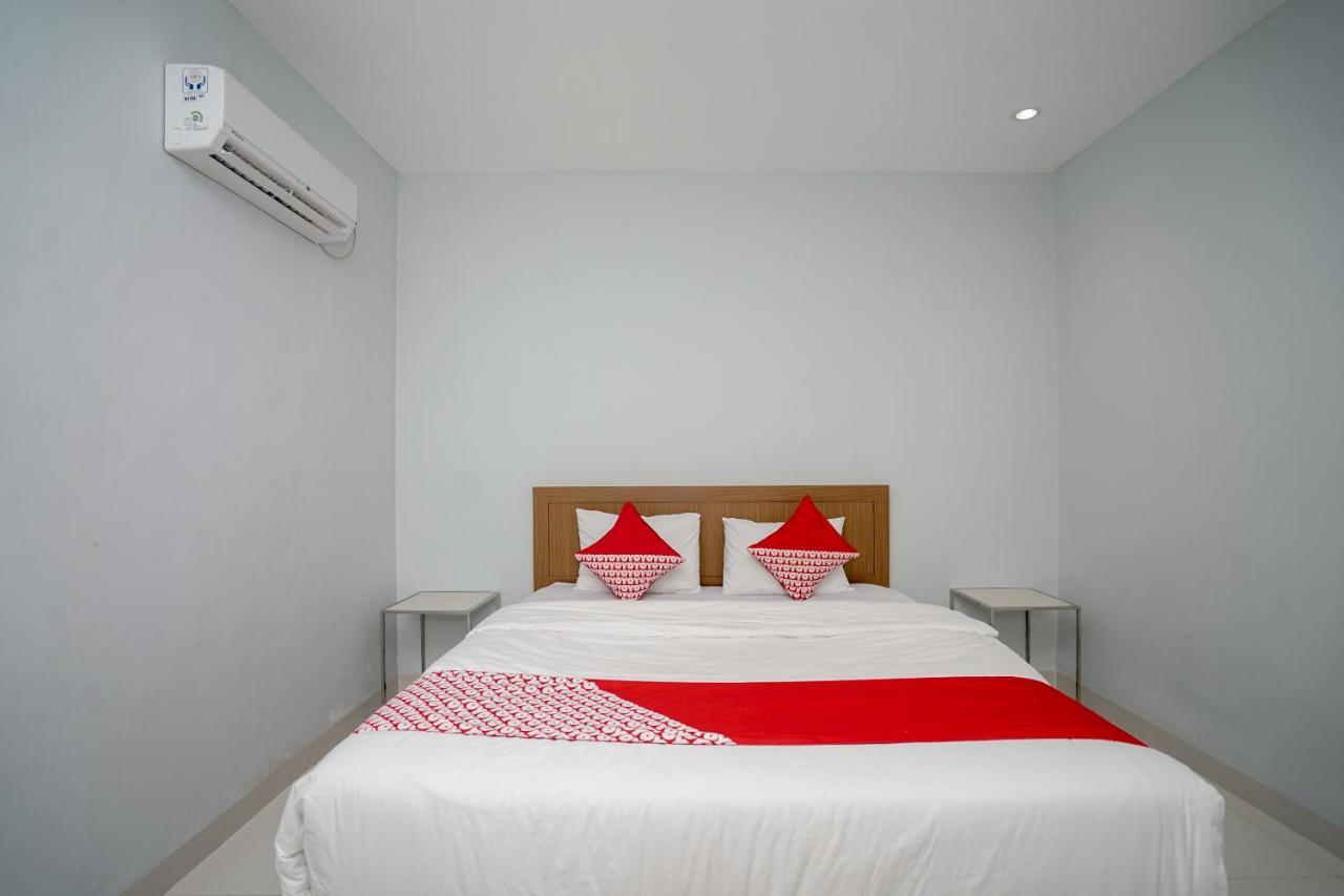 Oyo 616 Express Inn Palembang Exteriér fotografie